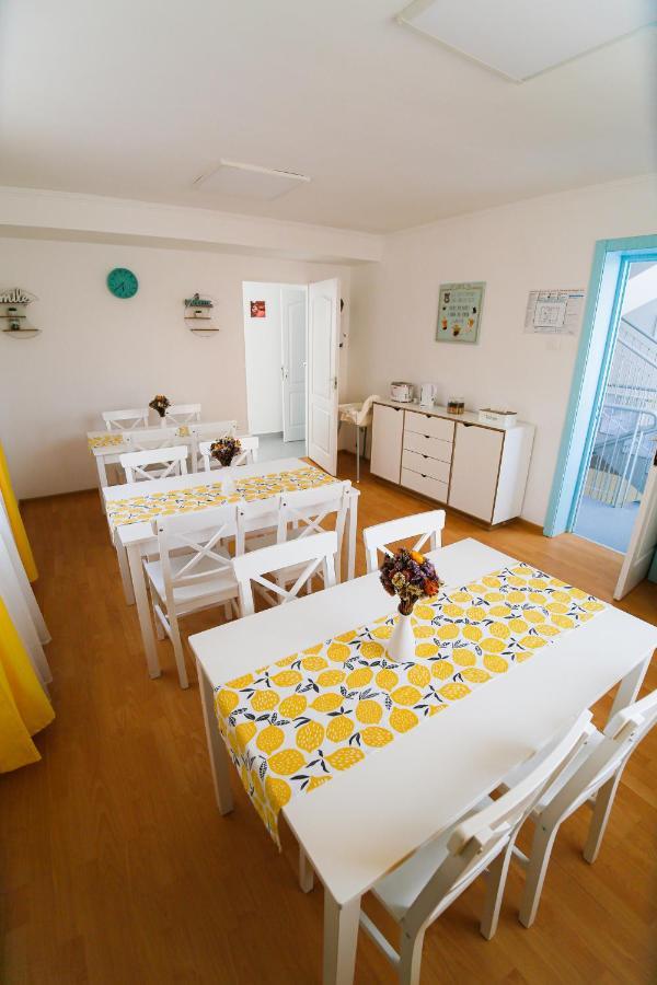 Capra Vecinului Bed & Breakfast Targu Mures Exterior photo