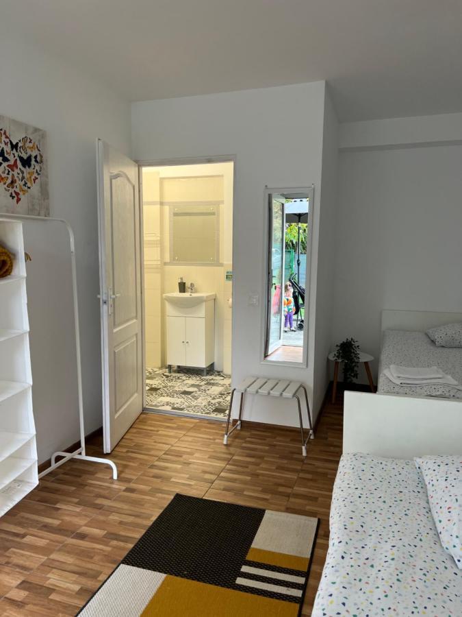 Capra Vecinului Bed & Breakfast Targu Mures Exterior photo