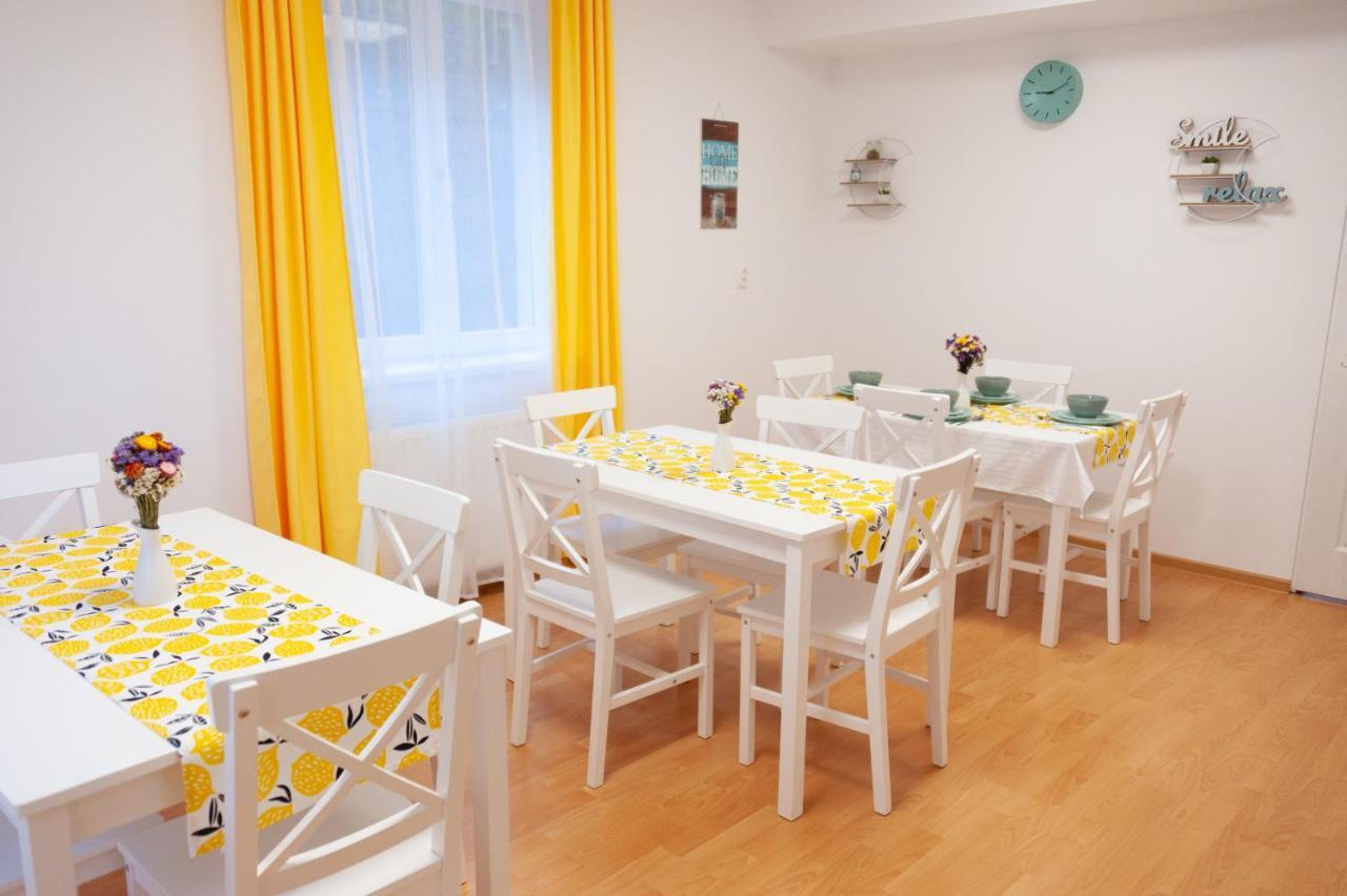 Capra Vecinului Bed & Breakfast Targu Mures Exterior photo